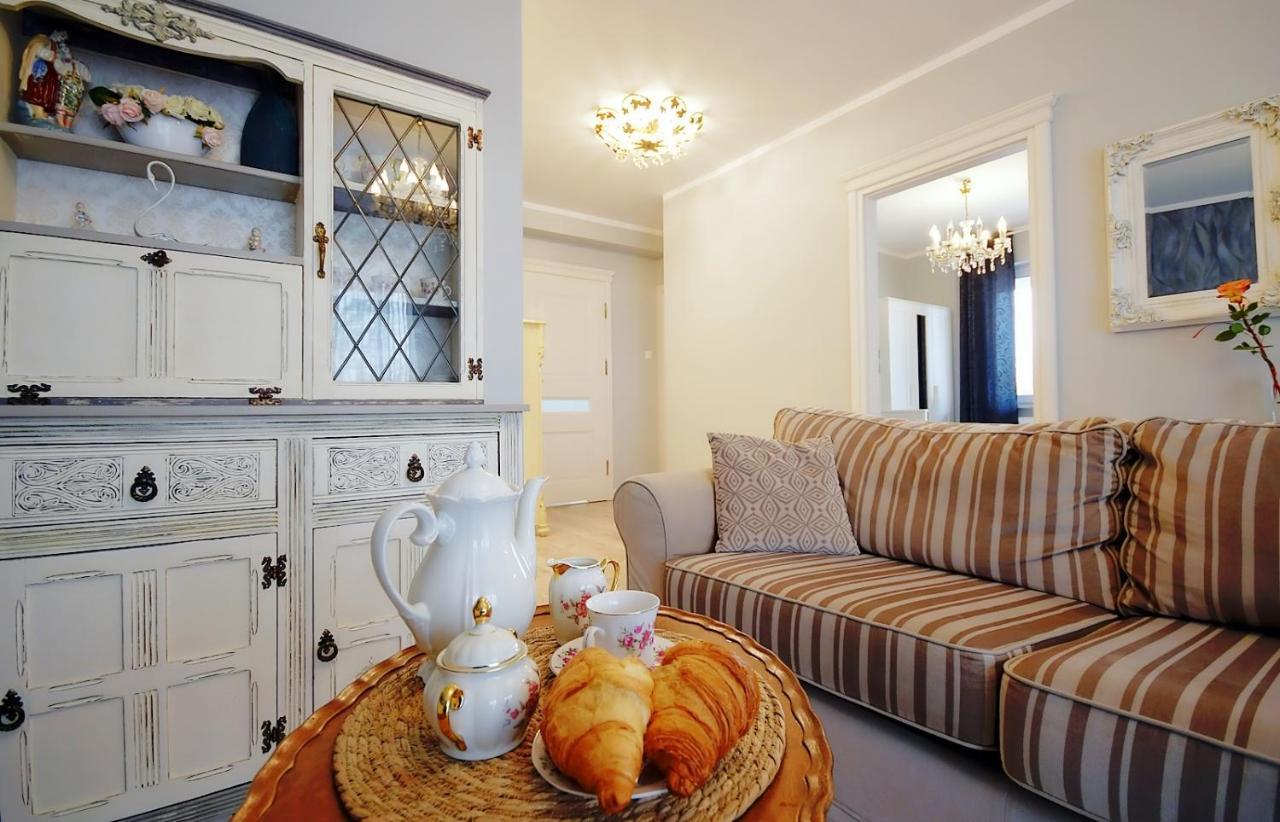 Miodowy Dom Exspanse Apartament 2 Lub 3 Pokoje Z Tarasem I Parkingiem 科沃布热格 外观 照片