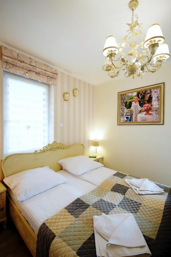 Miodowy Dom Exspanse Apartament 2 Lub 3 Pokoje Z Tarasem I Parkingiem 科沃布热格 外观 照片